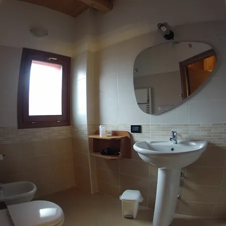 Borghetto Airport/hospital 2* Bergamo