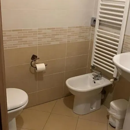 Couette-café Borghetto Airport/hospital 3*
