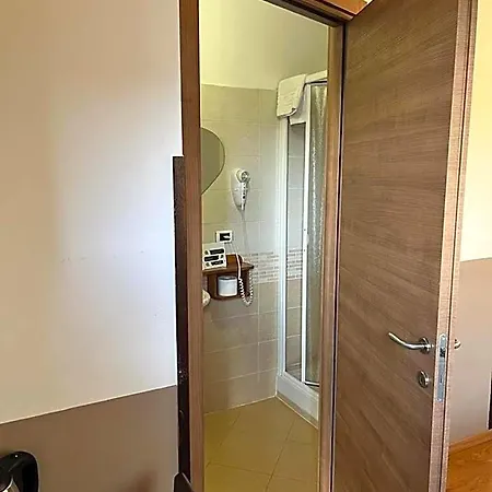 Borghetto Airport/hospital Bed & Breakfast Bergamo