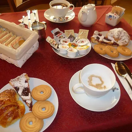 Couette-café Borghetto Airport/hospital