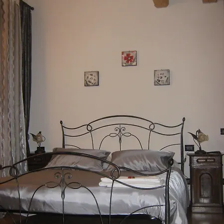 Borghetto Airport/hospital Bed & Breakfast Bergamo