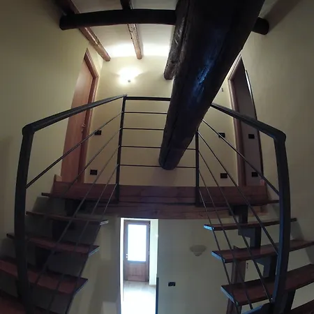 Borghetto Airport/hospital Бергамо