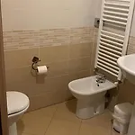 فندق مبيت وإفطار Borghetto Airport/hospital 3*
