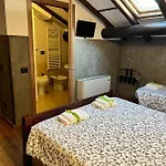 Borghetto Airport/hospital فندق مبيت وإفطار بيرغامو