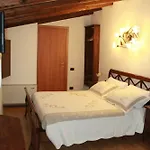 فندق مبيت وإفطار Borghetto Airport/hospital بيرغامو