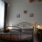 فندق مبيت وإفطار Borghetto Airport/hospital