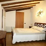 Borghetto Airport/hospital بيرغامو